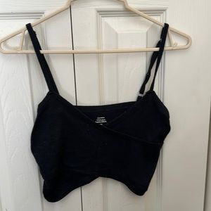 Hollister Gilly Hicks Cropped tank